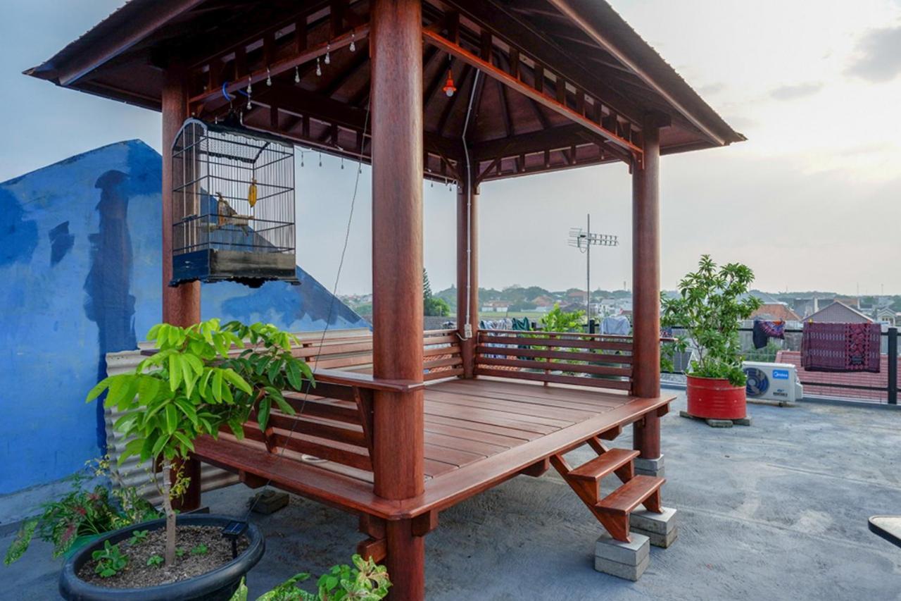 Hotel Reddoorz Near Jalan Adi Sucipto Solo Exterior foto